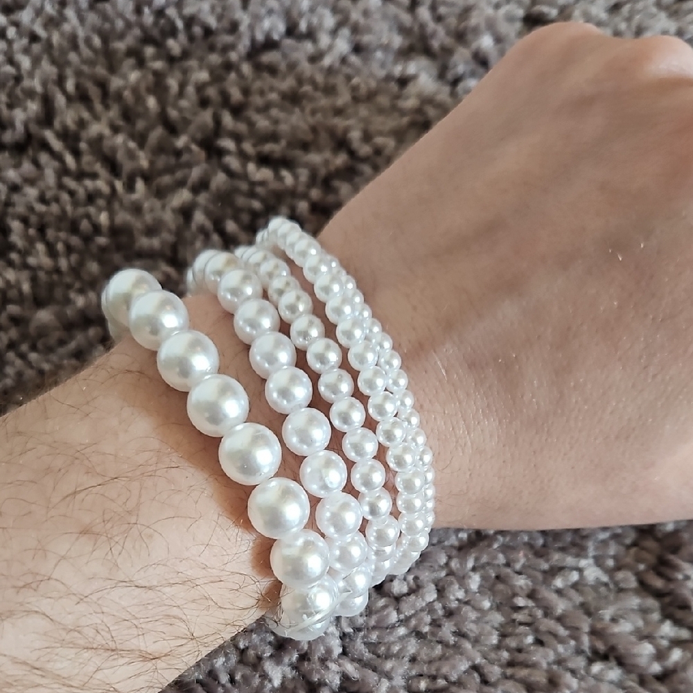 Elegant White Pearl Bead Bracelets Set Of 5